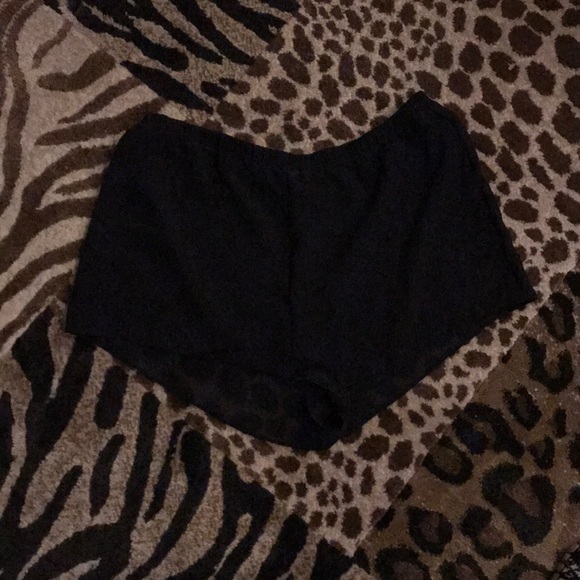 Lounge Set - Picture 3 of 5